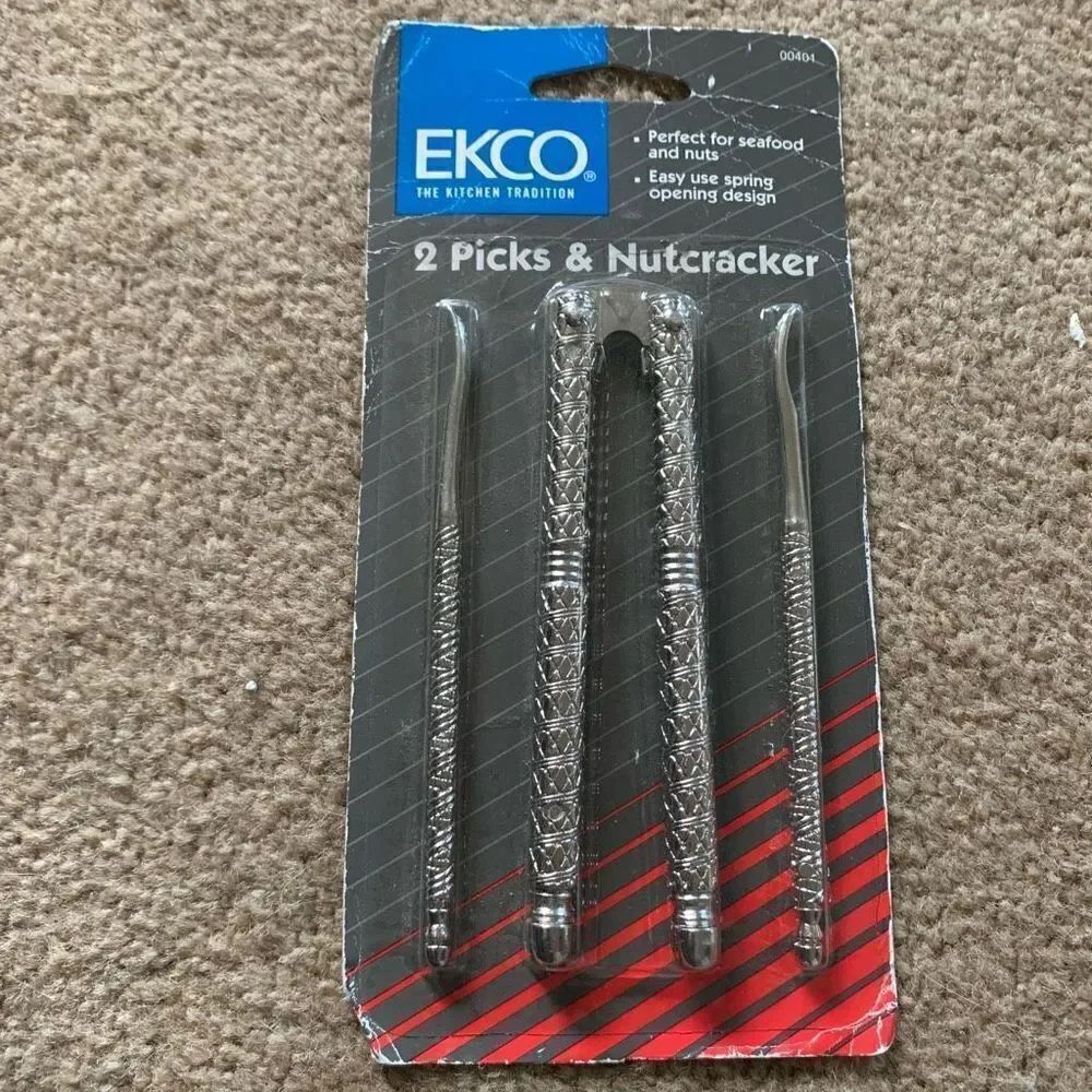 EKCO 2 Picks & Nutcracker Set 1994